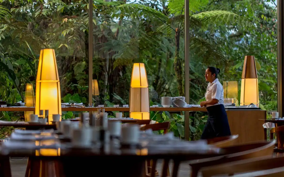 Restaurant and bar at Mashpi Lodge Restaurant and bar at Mashpi Lodge