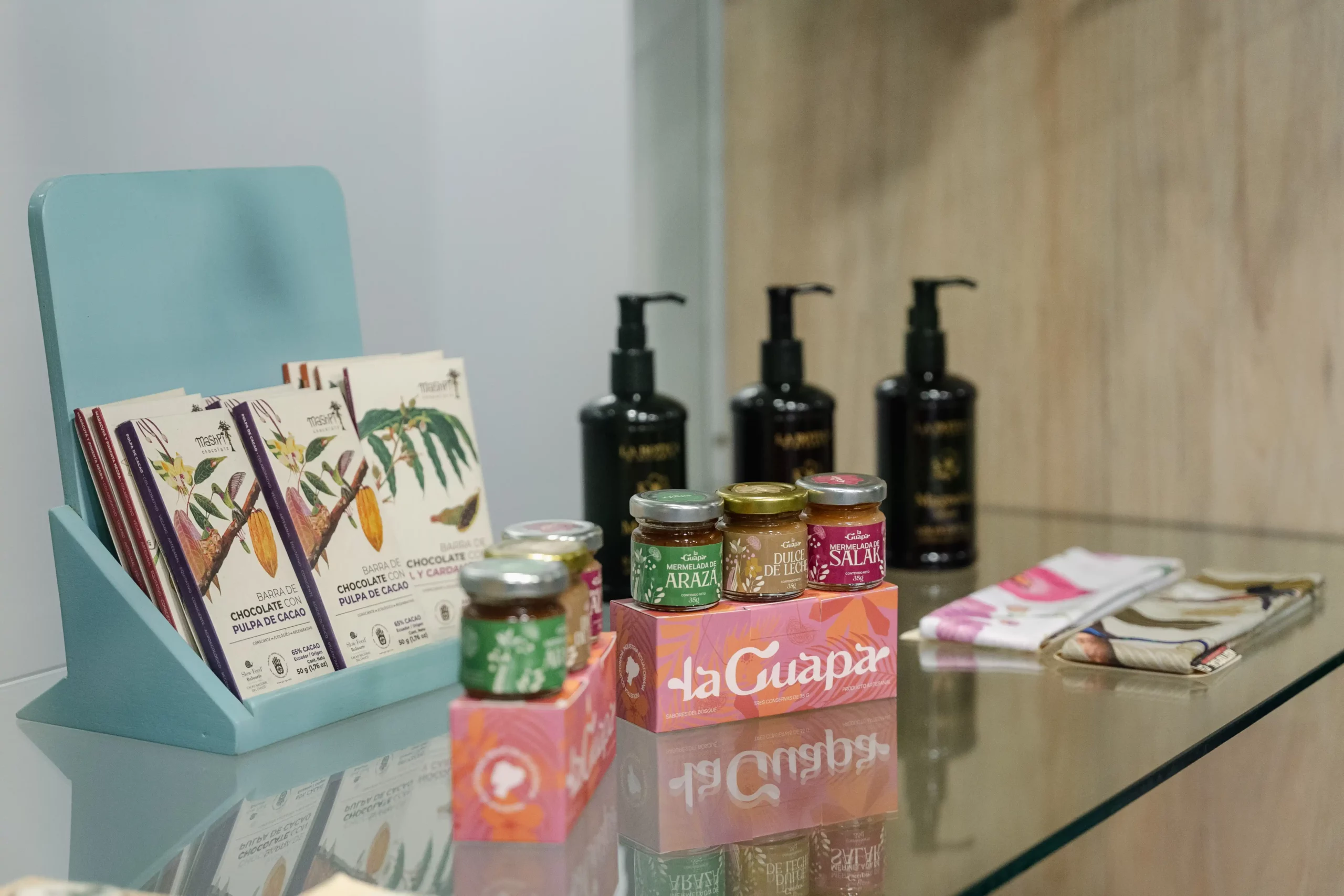 Productos La Guapa y amenidades scaled Productos La Guapa y amenidades scaled